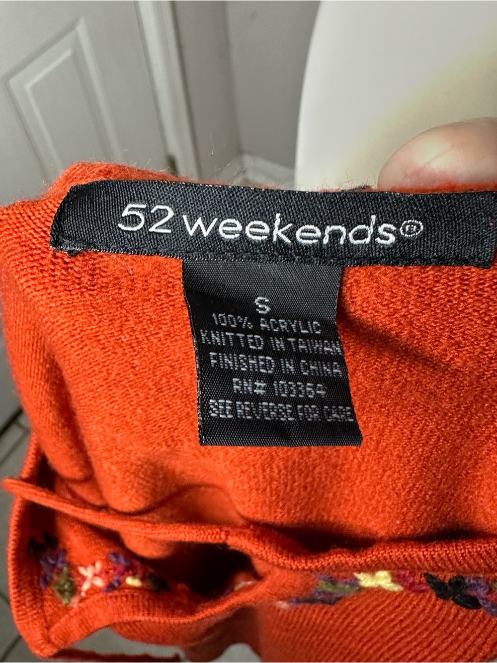 52 Weekends Orange Floral Trim Knit Sweater Top S - Picture 6 of 7